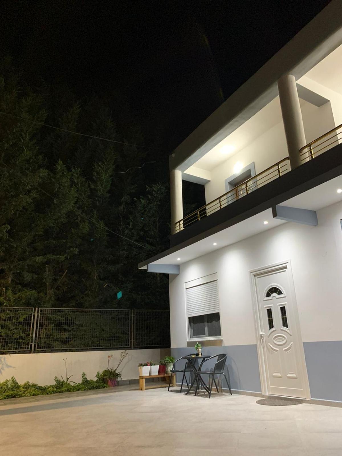 Villa Likaj Berat Exterior photo